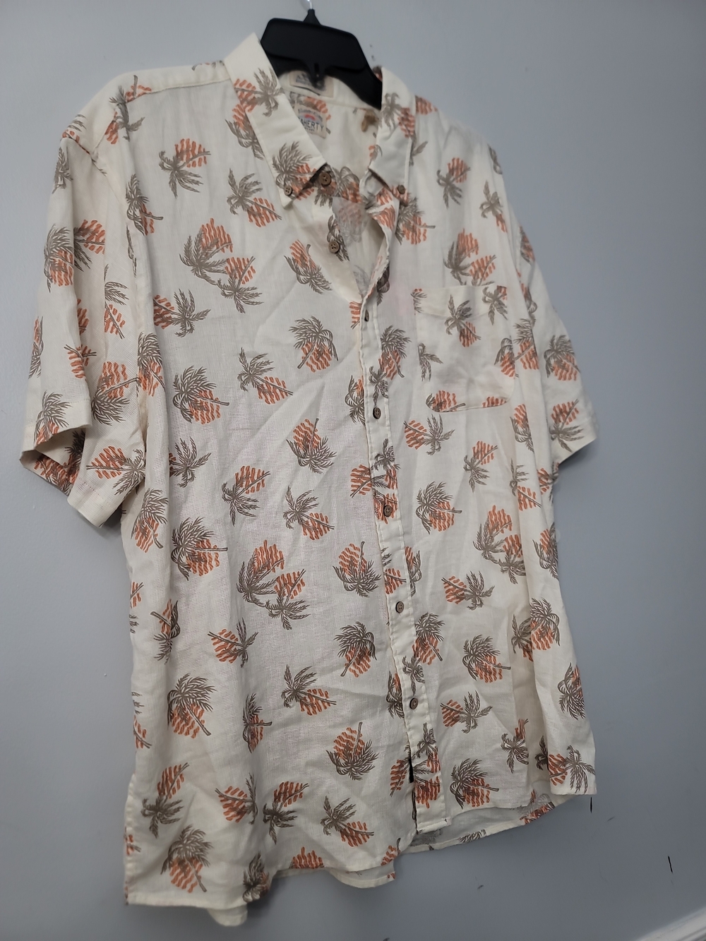 Faherty  Short-Sleeve Breeze Shirt  - Sunlit Palm & Waves